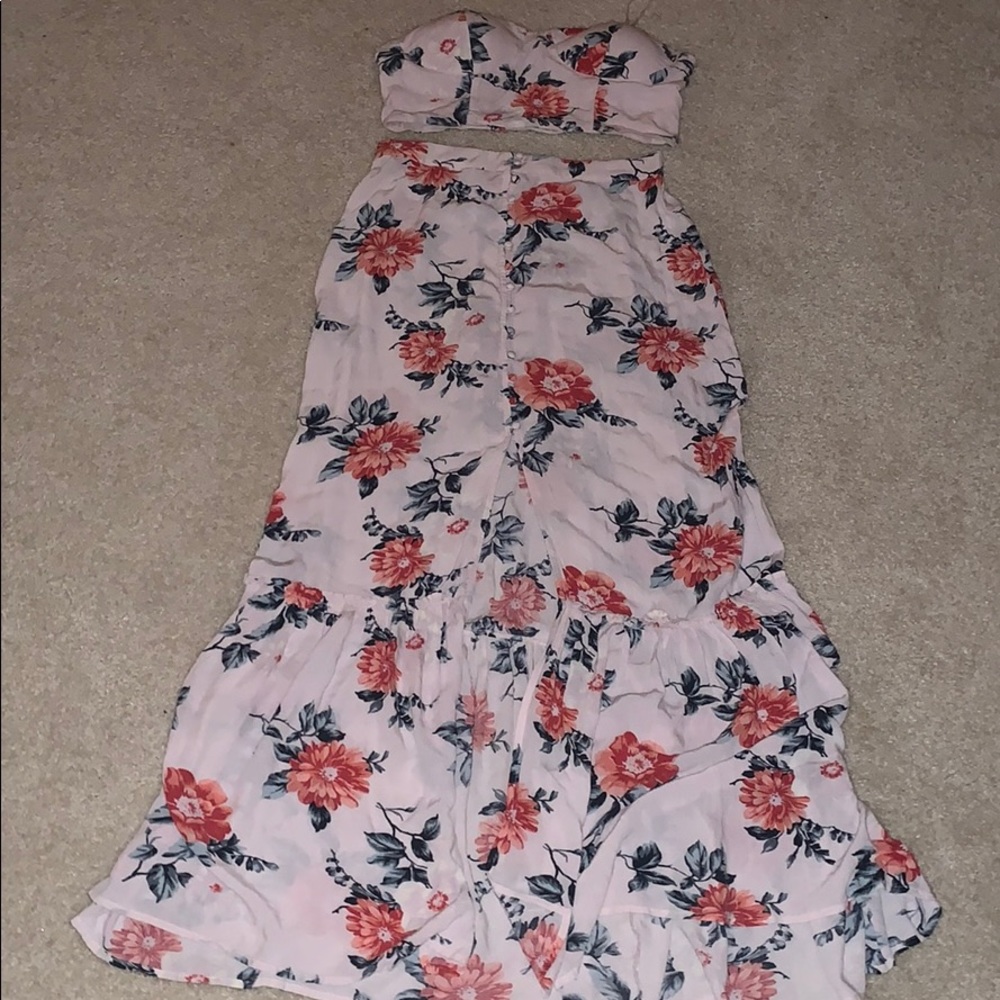 Super cute skirt set from American Eagle